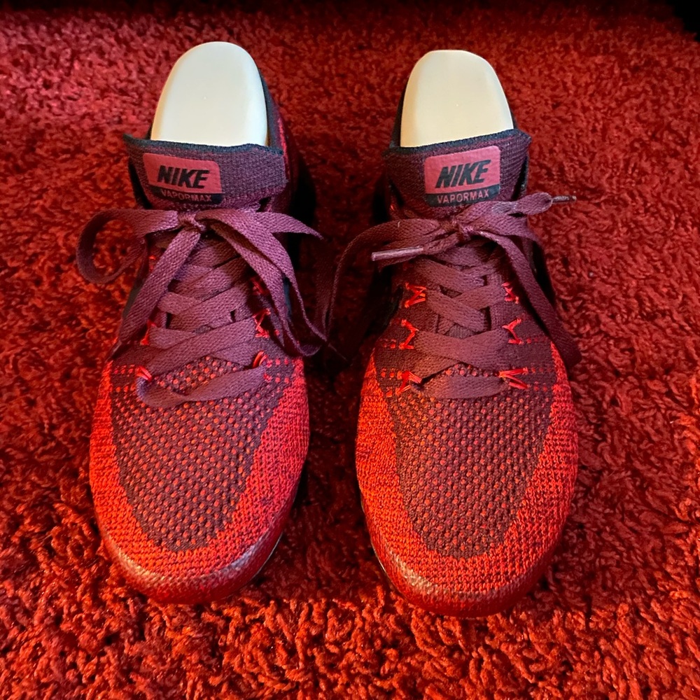 Woman’s Nike Vapormax size 6.5